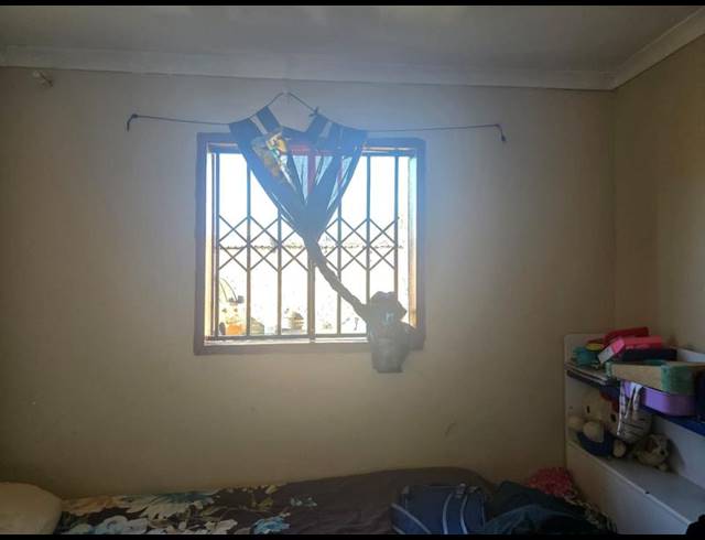 2 BEDROOM HOUSE FOR SALE IN KRUGERSDORP RURAL